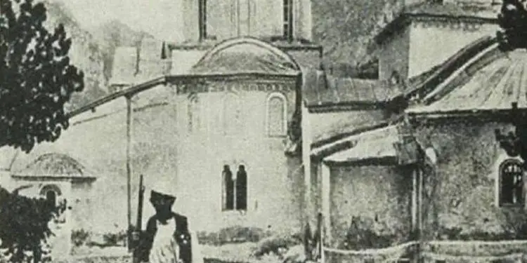 Kisha serbe në Kosovë përgjatë rrjedhave të historisë dhe mashtrimi i tyre sot me të vërtetat historike