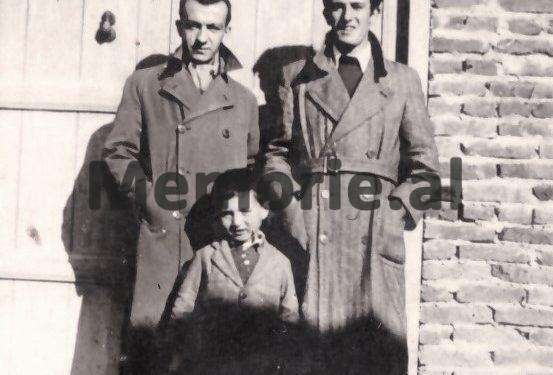 Letra për Enverin: “Nëse asht e mundun, kam nevoj të flas personalisht me ju për…” / Zbulohen dokumentet e panjohura për “spiunin” e filmit “Vendimi”, që akuzohej se tregoi Qemal Stafën