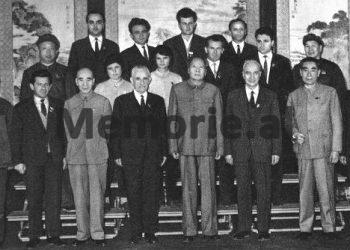 Relacioni i Kadri Hazbiut: “Tani pas prishjes me Kinën, një i deklasuar në Tiranë, thotë se; po fituam ne, nuk do ketë asnjë mëshirë…”/ Dosja voluminoze ‘Tepër sekrete’ e Sigurimit të Shtetit