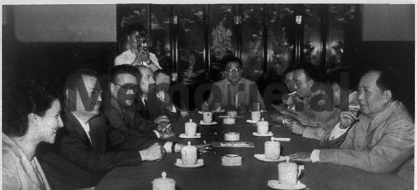 Mao Ce Duni: “Mos kinin frikë se jeni pak, edhe Marksi me Engelsin ishin vetëm në fillim, por idetë e tyre….”/ Takimi i panjohur me Hysni Kapon dhe Ramiz Alinë më 29 qershor ’62, në Wuhan