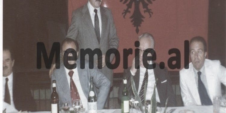 “Sipas Naimit, duket që edhe nëntëdhjetë vjet më parë, ishte një gardh që e ndante Shqipërinë nga Perëndimi…”/ Studimi i panjohur i prof. Namik Resulit, në ’68-ën për poetin kombëtar