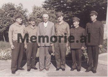 “Në mëngjesin e 18 dhjetorit 1981, më telefonoi urgjent zv/ministri i Brendshëm dhe kur shkova te vila e Mehmetit, Kadri Hazbiu më tha…”/ Dëshmia e rrallë e ish-komandantit të Gardës së Republikës