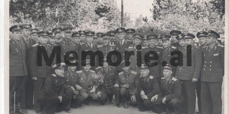 “Në mëngjesin e 18 dhjetorit 1981, më telefonoi urgjent zv/ministri i Brendshëm dhe kur shkova te vila e Mehmetit, Kadri Hazbiu më tha…”/ Dëshmia e rrallë e ish-komandantit të Gardës së Republikës