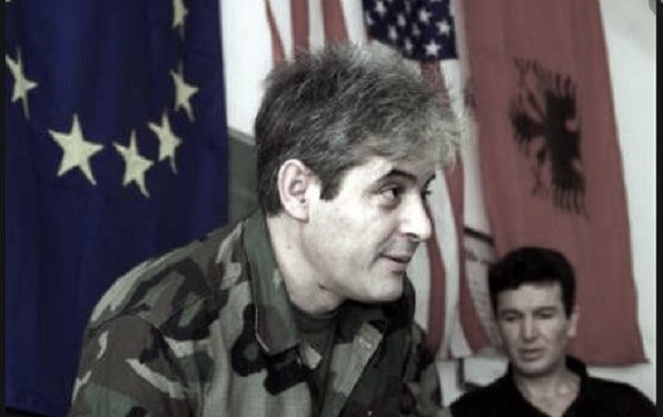 “Ndërsa pas mbarimit të luftës në Kosovë, prisnim që ai të kthehej në shtëpi, papritur morëm lajmin se…”/ Dëshmia e rrallë e babait të ‘Komandant Shpendit’, djaloshit tiranas që u vra në Tetovë në 2001-in