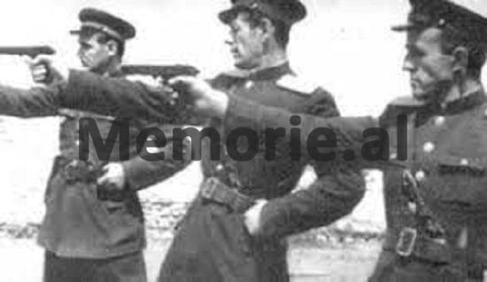 “Organizata ‘Rrëshqitja’ me 200 persona, do sulmonte ‘Bllok’-un e udhëheqjes në Tiranë dhe…”/ Dokumenti i panjohur i Sigurimit për dy oficerët që u pushkatuan në ’74-ën, si “krerë të grupit”!