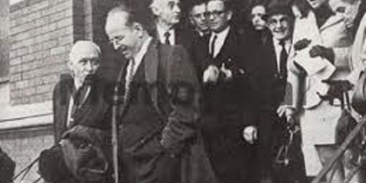 “Sipas Naimit, duket që edhe nëntëdhjetë vjet më parë, ishte një gardh që e ndante Shqipërinë nga Perëndimi…”/ Studimi i panjohur i prof. Namik Resulit, në ’68-ën për poetin kombëtar