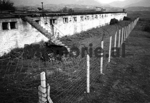 “Organizata ‘Rrëshqitja’ me 200 persona, do sulmonte ‘Bllok’-un e udhëheqjes në Tiranë dhe…”/ Dokumenti i panjohur i Sigurimit për dy oficerët që u pushkatuan në ’74-ën, si “krerë të grupit”!