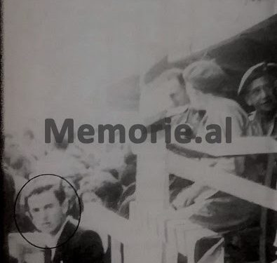 Relacioni sekret për Enverin: “Kë të simpatizoj rinia, Agllaia Zoton, që lahet tërë ditën në det dhe pastaj…”?!/ Zbulohen letrat e Adil Çarçanit, për “shthurjen” e rinisë komuniste të Durrësit