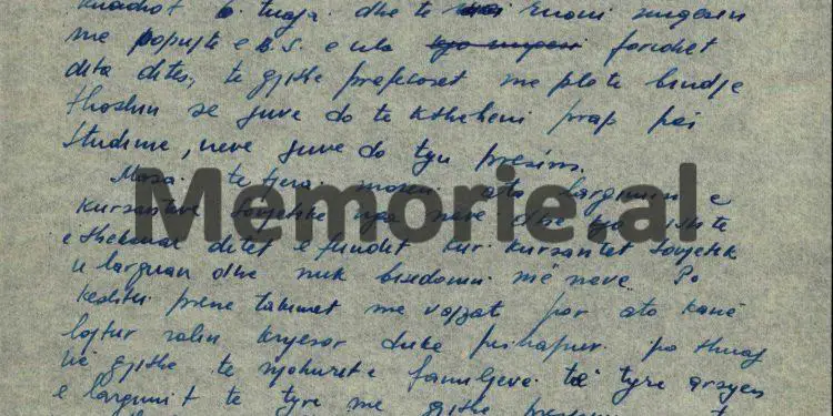 “Në stacionin e trenit në Leningrad, kursantët tanë filluan të brohorisnin për shokun Enver, kurse populli…”/ Ngjarjet e ’61-it, prishja e marrëdhënieve me Bashkimin Sovjetik