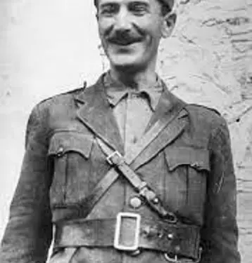 “Një avion grek që fluturonte në katundet Hoxhaj e Markat,  u rrëzua nga forcat shqiptare në fushën e Finiqit dhe piloti…”/ Si i përcolli shtypi i Tiranës, “Provokacionet e gushtit ‘49”?