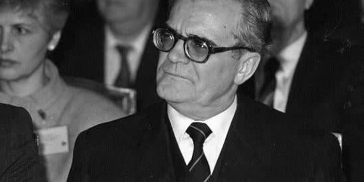 Telegrami i zv/ministrit Reis Malile: “Sekretares së Nolit, mos i ktheni përgjigje, lëreni në heshtje dhe…”/ Korrespodenca ‘Tepër sekrete’ në ’73-in me misionin shqiptar në OKB-së