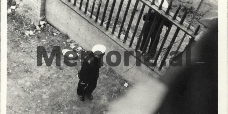 “Në stacionin e trenit në Leningrad, kursantët tanë filluan të brohorisnin për shokun Enver, kurse populli…”/ Ngjarjet e ’61-it, prishja e marrëdhënieve me Bashkimin Sovjetik