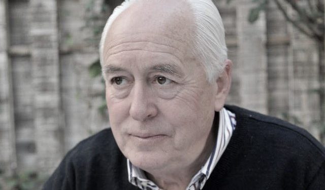 Relacioni për Enverin: “Artist i merituar Besim Zekthi, tha se nën ndikimin e Paçramit, drejtori dhe Zhani Ciko, kanë lejuar numra çoroditës, veshje ekstravagante, kërcime…”. Raporti sekret për Operan e Baletin