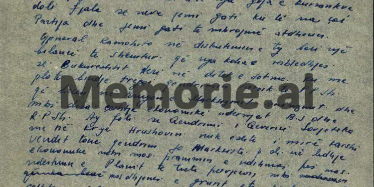 “Në stacionin e trenit në Leningrad, kursantët tanë filluan të brohorisnin për shokun Enver, kurse populli…”/ Ngjarjet e ’61-it, prishja e marrëdhënieve me Bashkimin Sovjetik