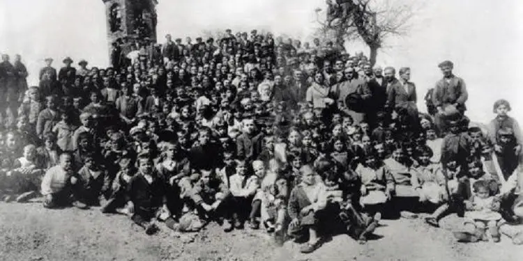 “Në Liceun e Korçës, botonte poezi dhe përkthente Balzakun e Lamartine, por u diplomua për matematikë në Montpelje…”/ Historia e panjohur e ‘Harry Fultzit’, shqiptar, që drejtoi për 22 vjet ‘Polikumin’ në Tiranë