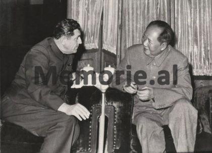 Mao Ce Duni: “Ndryshe nga Marksi dhe Lenini që ndoqën shkollat e larta, unë me Stalinin jemi vetëm me të mesme…”/ Proces-verbali sekret i takimit me Hysni Kapon dhe Beqir Ballukun, Pekin 1967