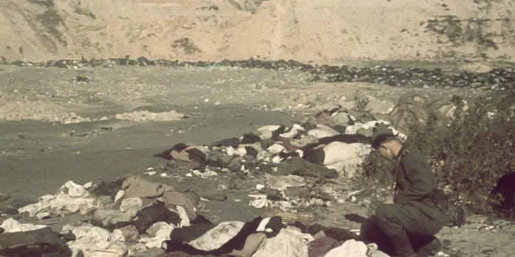 “Çfarë ndodhi në veri-perëndim të Kievit në vitin 1941, ku forcat gjermane…”?! / Historia e panjohur e publikuar nga studiuesi i Holokausit në Holandë