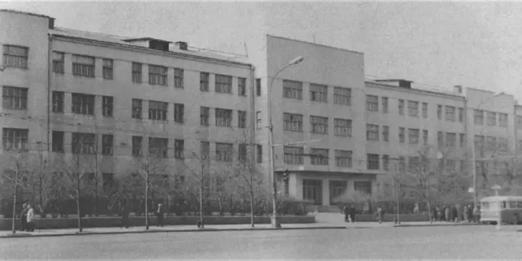 “Ne, Maman Hasanaj dhe Thoma Duro, studentë në Shkollën e Sigurimit, na thirri gjenerali Kuljenkov dhe…”/ Prishja e marrëdhënieve me Bashkimin Sovjetik në ’61-in
