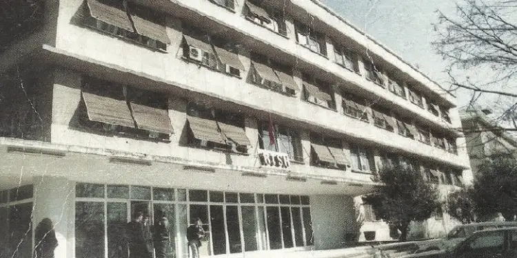 “Fati tragjik i kolegut gazetar te ‘Zëri i popullit’, pasi e kritikoi Enver Hoxha për shkrimin e…”/ Kujtimet e gazetarit të Radio-Tirana dhe ‘RD’-së