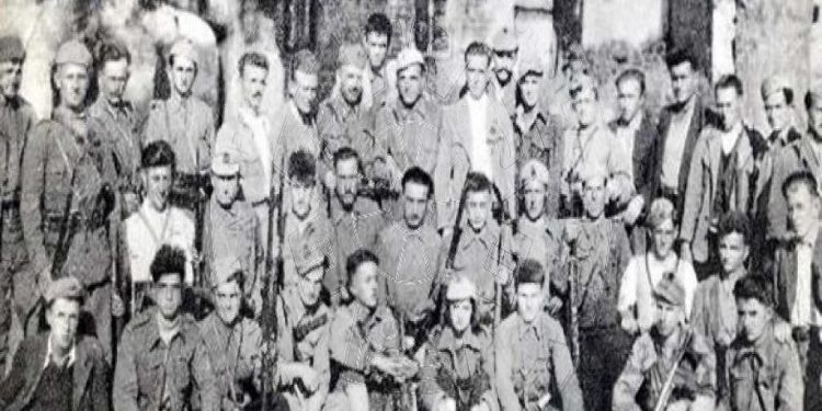 “Si e arrestuan kushëririn tim, nipin e Myslym Pezës, se shau misrin gjeorgjian dhe fliste kundër…”/ Kujtimet e gazetarit të Radio-Tiranës