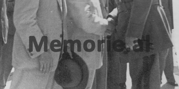 “Para pushkatimit, shkuam e gjithë familja në burg dhe kur po ndaheshim, ai na tha…”/ I biri i Koci Xoxes, tregon historinë e panjohur të babait dhe raportet me Enverin