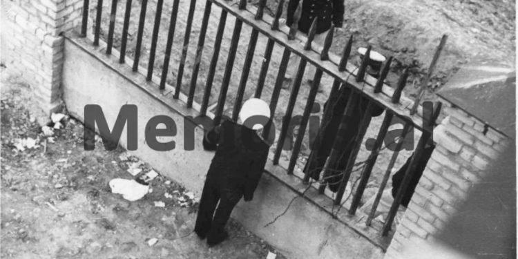 Fotot e panjohura: “Leningrad 1961, kur marinarët shqiptarë dhe ata rusë, ishin ‘ballë për ballë’, gati për…”/ Prishja e marrëdhënieve me Moskën