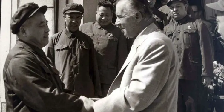 “Si i’u përgjigja diplomatit francez në Teatrin e Operës, ku ndoqëm ‘Madam Batreflain’, kur ai më kërkoi…”/ Kujtimet e gazetarit të Radio-Tiranës