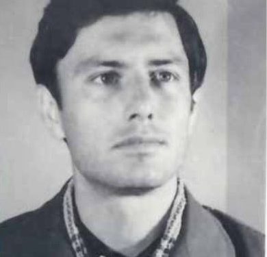 “Si u dënua Xhevahir Spahiu dhe u hoq nga ‘Zëri i popullit’, pasi Sigurimi gjeti dorëshkrimet e tij, ku…”/ Kujtimet e panjohura të ish-gazetarit të Radio-Tiranës dhe ‘RD’-së