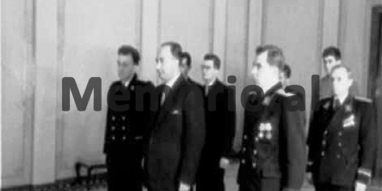 “Xheviti qëndron shumë kohë në zyrë gjoja për të lexuar, por sipas mendimit tim, ai…”/ Përgjimet ndaj disidentit komunist, që vuajti 32 vite burg