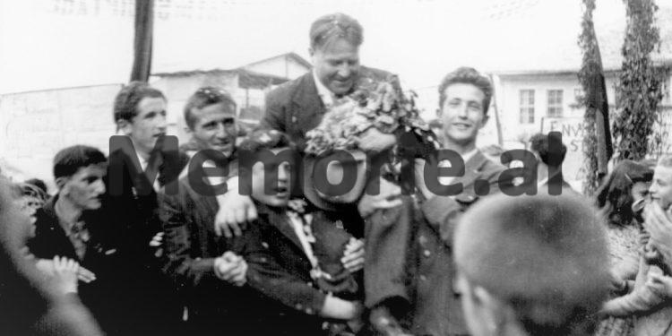 Letra për Hrushovin: “Nga anëtarët e mbledhjes themeluese të PKSh-së, ka mbetur vetëm Enveri, pasi…”/ Çfarë i shkruante nga Beogradi ish-ministri pa portofol, udhëheqësit të Kremlinit?