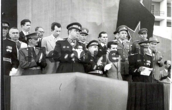 “Në Konferencën e Tiranës ku do të arrestoheshin 27 delegatë, gjendja u acarua aq shumë, sa që u urdhërua që një batalion i tankeve…”/ Kujtimet e ish-ministrit pa portofol, të shkruara në Beograd