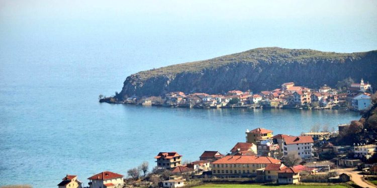 E vërteta e arratisjes në qershor ‘57: “Kur mbrritën në zonën kufitare të fshatit Lin të Pogradecit, që ai e njihte me pëllëmbë, Panajoti i tha shoferit…”/ Dëshmitë e familjarëve të i ish-ministrit pa portofol