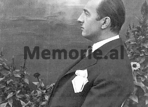 Studjuesi Fischer: “Zogu ishte një nacionalist dhe ai nuk u lëkund nga presionet dhe kërcënimet e Musolinit, i cili…”/ Tre tentativat e italianëve, për të vrarë Mbretin e Shqiptarëve