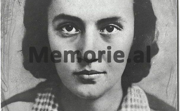 “Amaneti i nënës sime që të mos e pranoja ish-shoqen e saj të Luftës, Nexhmije Hoxhën, nëse vinte për ngushëllim… “/ Kujtimet e panjohura të ish-gazetarit të Radio-Tiranës dhe ‘RD’-së