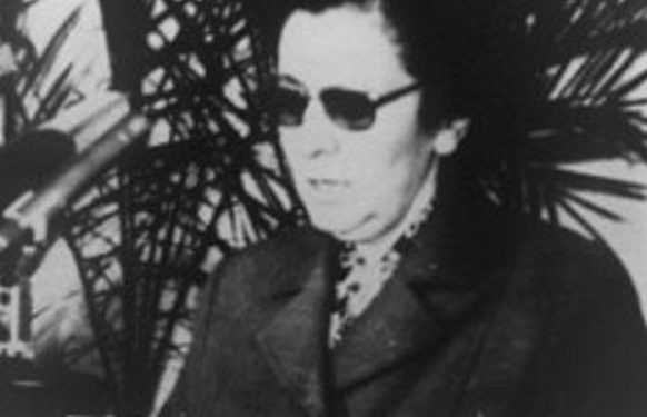 “Ditën e rrëzimit të monumentit të Enverit, nusja e djalit të Hekuran Isait erdhi në zyrën time dhe më tha….”/ Kujtimet e panjohura të ish-gazetarit të Radio-Tiranës dhe ‘RD’-së