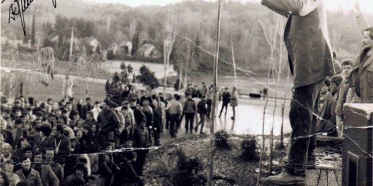 “Më 14 dhjetor 1990, në mbledhjen e organizatës bazë të Arkivit, u ndave përfundimisht nga Partia e Punës, duke thënë…”/ Kujtimet e panjohura të ish-gazetarit të Radio-Tiranës dhe ‘RD’-së