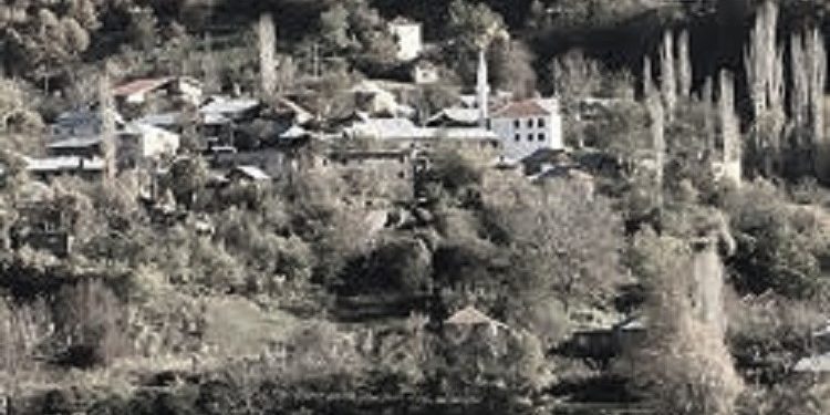 Historia e Ploshtanit në zonën e Kalasë së Dodës, e shkollës që u hap në vitin 1922 nën kujdesin e Hasan Prishtinës dhe mësuesit që shërbyen aty në 100 vjet të ekzistencës së saj