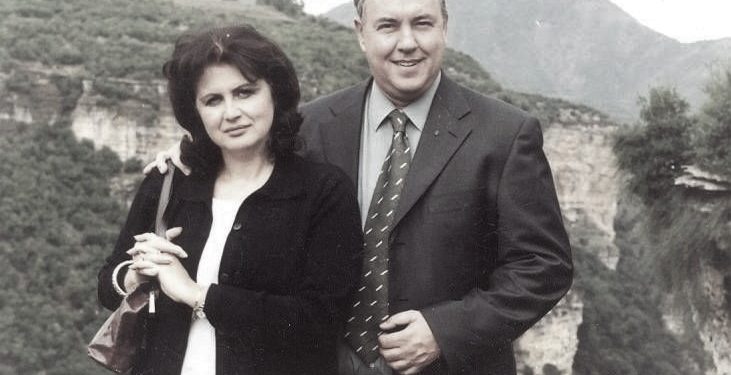 “Teuta Hoxha, nusja e djalit të Enverit, me intelekt të kufizuar, vuri emrin te librat e që unë dhe Rinush Idrizi përgatitëm në Arkiv… “/ Kujtimet e panjohura të ish-gazetarit të Radio-Tiranës dhe ‘RD’-së