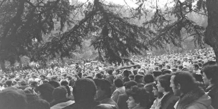 Shembja e miteve të rreme