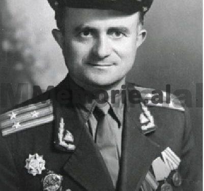 “Xhavit Qesja ka thënë se e gëzon fakti për masat që janë marrë nga udhëheqja, pasi tani do ngrihet rinia dhe inteligjenca për të…”/ Raporti i agjentit në burgun e Burrelit