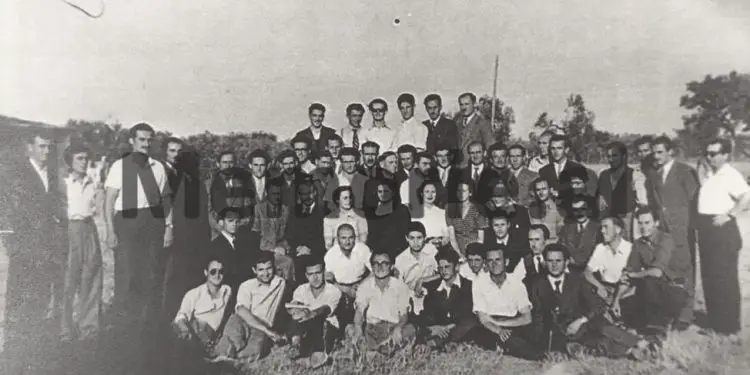 “Në kamp erdhi kapiten Nuri Huta, pjesëtar i misionit ushtarak shqiptar në Bari, i cili u takua me Mit’hat Frashërin dhe Vasil Andonin, …”/ Kujtimet e ish-ballistit nga Tirana