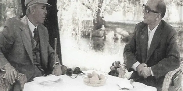 “Sofo Lazri, ishte i dashuruar marrëzisht me vetveten dhe sa shpirtzi, po aq cinik e mashtrues, njeri i prapaskenave, tepër i rrezikshëm për…”/ Kujtimet e panjohura të ish-gazetarit të Radio-Tiranës dhe ‘RD’-së