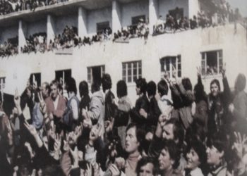 TAKIMI I PRESIDENTIT RAMIZ ALIA  ME PËRFAQËSUES TË STUDENTËVE