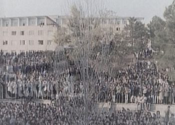 TAKIMI I PRESIDENTIT RAMIZ ALIA  ME PËRFAQËSUES TË STUDENTËVE