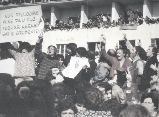 TAKIMI I PRESIDENTIT RAMIZ ALIA  ME PËRFAQËSUES TË STUDENTËVE