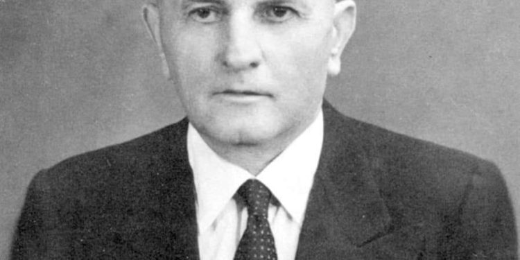 “Si u larguam nga Shkodra në nëntorin e ’44-ës me Abaz Kupin e Mit’hat Frashërin, pasi kishim paguar nga 10 napolona flori për…”/ Kujtimet e ish-ballistit nga Tirana