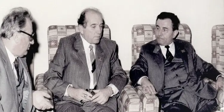 “Biseda me Agim Popën, ku më tregoi të vërtetën rreth akuzës së Enverit për takimin e Mehmet Shehut me Titon në ‘Queen Elizabeth’…”/ Kujtimet e panjohura të ish-gazetarit të Radio-Tiranës dhe ‘RD’-së