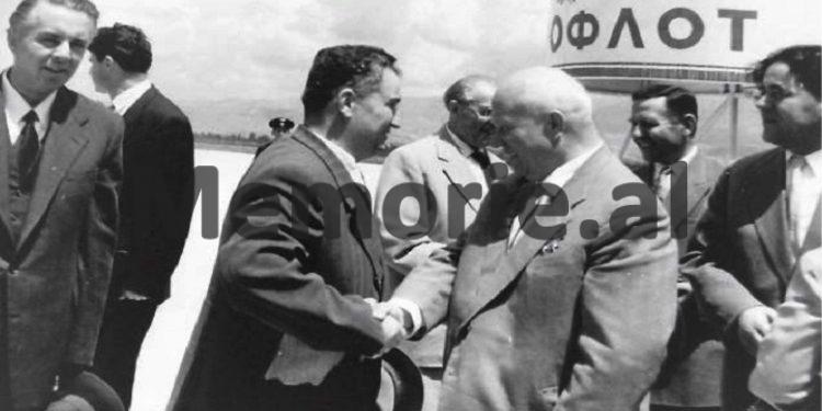 “Në Konferencën e Tiranës situata ishte e elektrizuar, jugosllavët na e bënë mëndjen çorbë; të njëjtin person tani e shikoje në “Dajti” dhe më pas te…”/ Përgjimet e “Vëzhguesit” për të internuarit e Zvërnecit