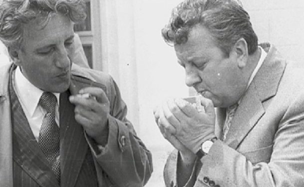 “Si e njoha mësuesen time të rusishtes, Nina Aleksandrova, gruan e parë të Dritëroi Agollit, të cilën ai …”/ Kujtimet e panjohura të ish-gazetarit të Radio-Tiranës dhe ‘RD’-së