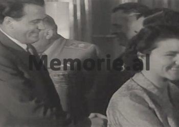 “Kadri Hoxha thotë se Dilaver Radëshi ka të shkruara 14 variante se si përmbyset kjo udhëheqje dhe Gjin Marku i tha…”/ Përgjimet në burgun e Burrelit në ’76-ën